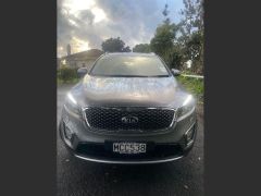 Photo of the vehicle Kia Sorento