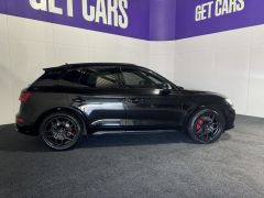 Photo of the vehicle Audi SQ5