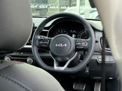 Photo of the vehicle Kia Stonic