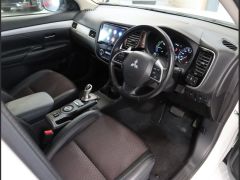 Photo of the vehicle Mitsubishi Outlander