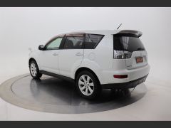 Photo of the vehicle Mitsubishi Outlander