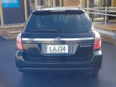 Photo of the vehicle Subaru Legacy