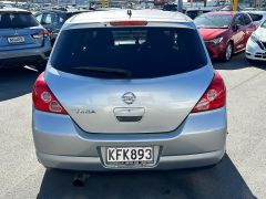 Photo of the vehicle Nissan Tiida