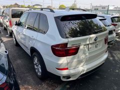 Photo of the vehicle BMW X5