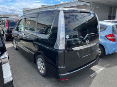 Photo of the vehicle Nissan Serena