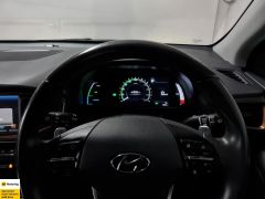 Photo of the vehicle Hyundai IONIQ