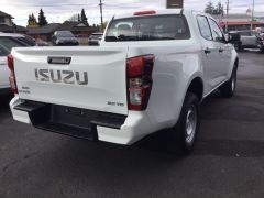 Photo of the vehicle Isuzu D-Max