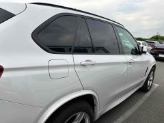 Photo of the vehicle BMW X5