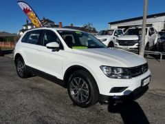 Photo of the vehicle Volkswagen Tiguan