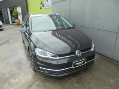 Photo of the vehicle Volkswagen Golf