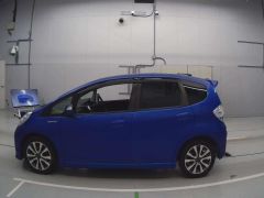 Photo of the vehicle Honda Fit