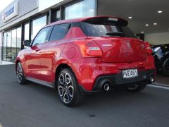 Photo of the vehicle Suzuki Swift