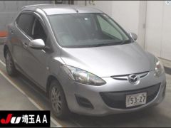 Photo of the vehicle Mazda Demio