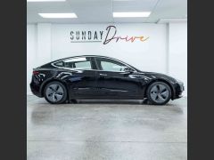 Photo of the vehicle Tesla Model 3