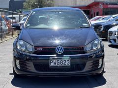 Photo of the vehicle Volkswagen Golf