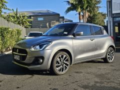 Photo of the vehicle Suzuki Swift