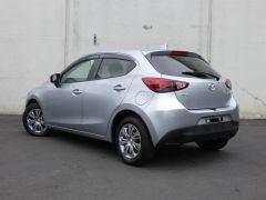 Photo of the vehicle Mazda Demio