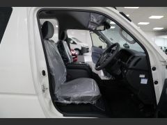 Photo of the vehicle Toyota HiAce