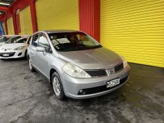 Photo of the vehicle Nissan Tiida