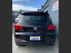 Photo of the vehicle Volkswagen Tiguan