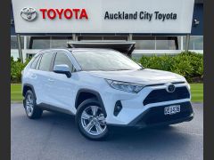 Photo of the vehicle Toyota RAV4