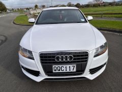 Photo of the vehicle Audi A4