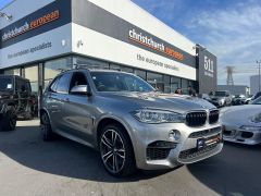 Photo of the vehicle BMW X5