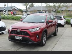 Photo of the vehicle Toyota RAV4