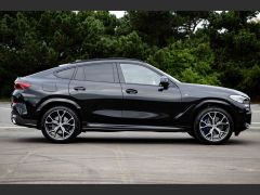 Photo of the vehicle BMW X6