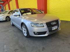 Photo of the vehicle Audi A5