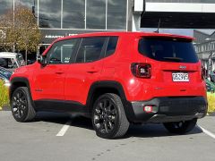 Photo of the vehicle Jeep Renegade