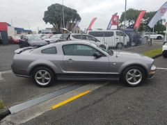 Photo of the vehicle Ford Mustang