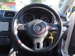 Photo of the vehicle Volkswagen Golf