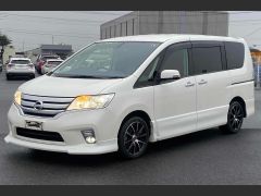 Photo of the vehicle Nissan Serena