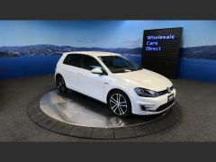 Photo of the vehicle Volkswagen Golf