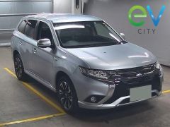 Photo of the vehicle Mitsubishi Outlander