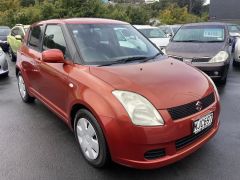 Photo of the vehicle Suzuki Swift