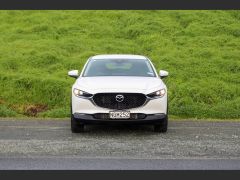 Photo Mazda CX-30  2021