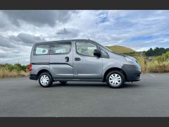 Photo of the vehicle Nissan NV200