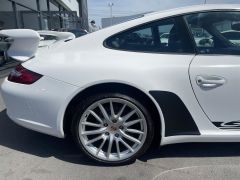 Photo of the vehicle Porsche 911