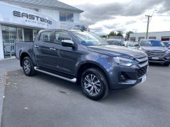 Photo of the vehicle Isuzu D-Max