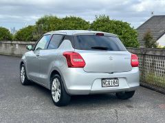 Photo of the vehicle Suzuki Swift