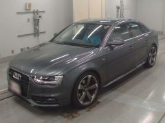 Photo of the vehicle Audi A4