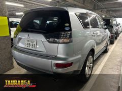 Photo of the vehicle Mitsubishi Outlander