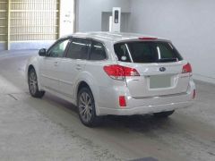 Photo of the vehicle Subaru Outback