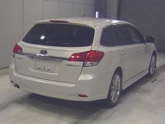 Photo of the vehicle Subaru Legacy