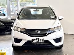 Photo of the vehicle Honda Fit