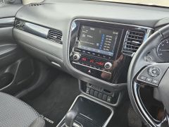 Photo of the vehicle Mitsubishi Outlander