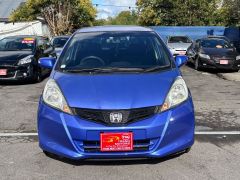 Photo of the vehicle Honda Fit