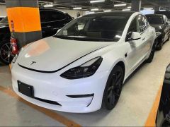 Photo of the vehicle Tesla Model 3